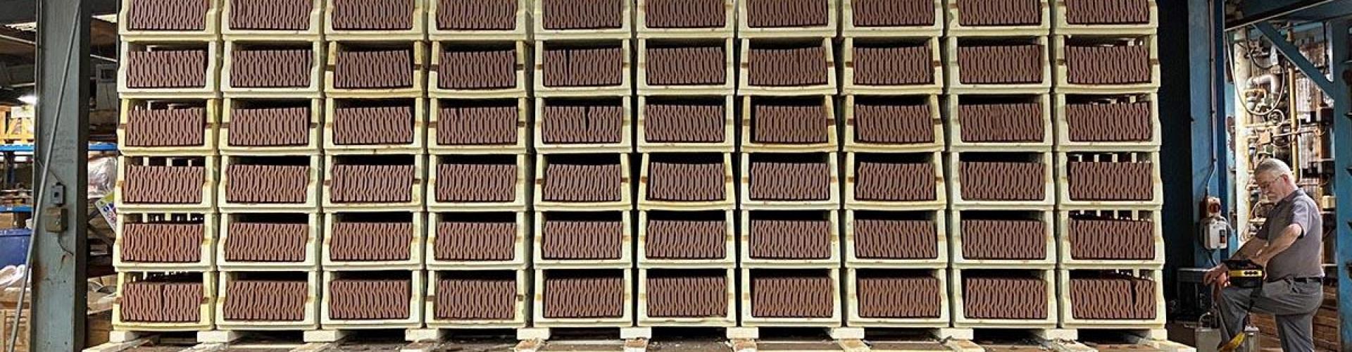Hinton Perry & Davenhill: Turning Down the Heat on Energy Loss background